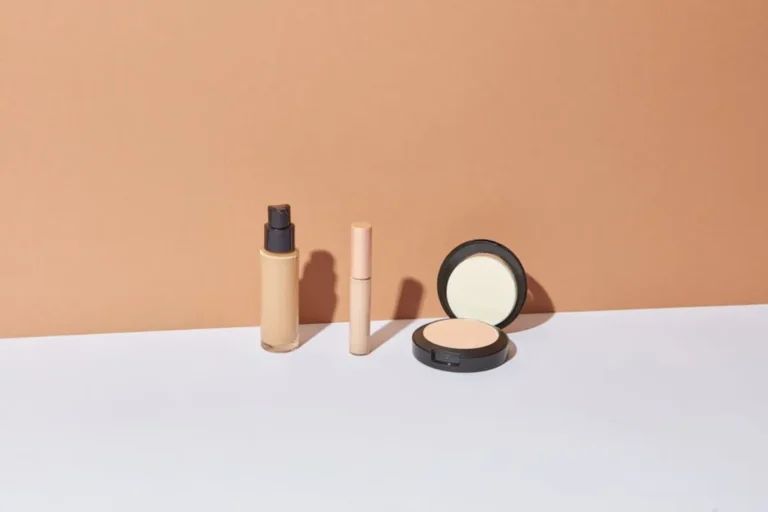 Best Cosmetic Packaging Bags for Beauty Brands