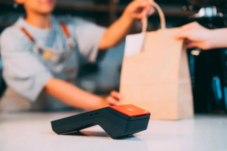 Best Retail Bags Ideas for Small Shops