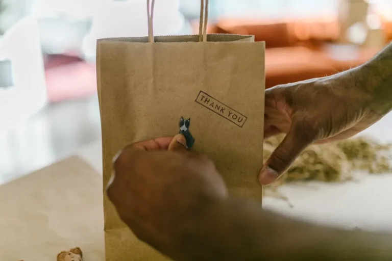 Branded Bags: Buyer Guide for Businesses